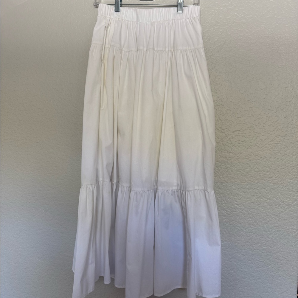 Abercrombie & Fitch White Maxi Skirt